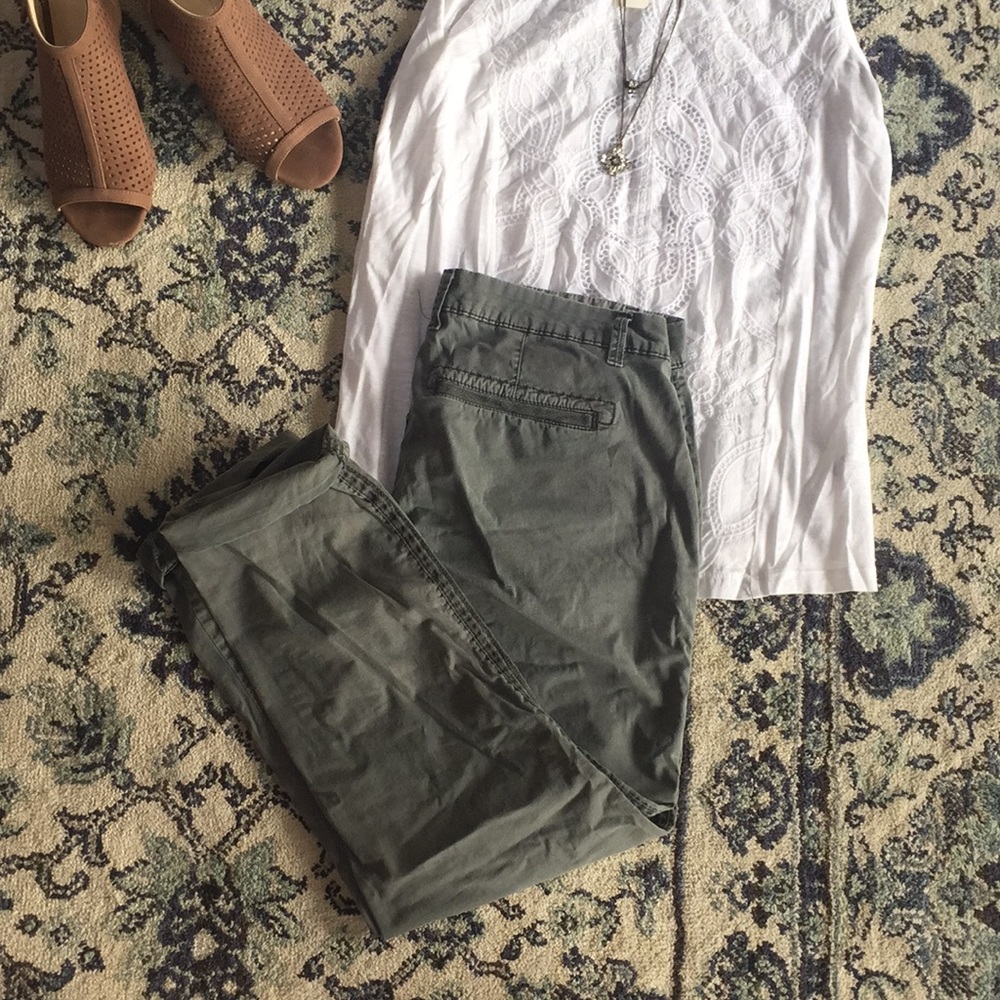 Green Cotton Crop Pants